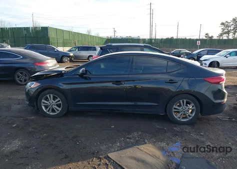 2017 Hyundai Elantra Se z USA, uszkodzony, nr VIN 5NPD84LF0HH174487
